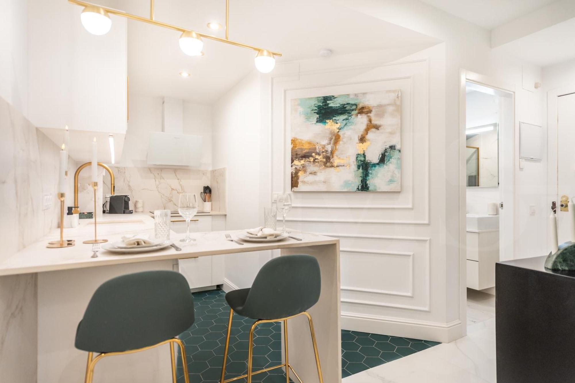 Glamorous Flat In The Heart Of Malaga By Rems Exterior foto