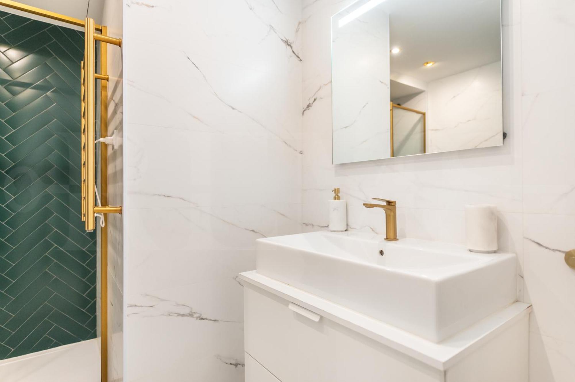 Glamorous Flat In The Heart Of Malaga By Rems Exterior foto